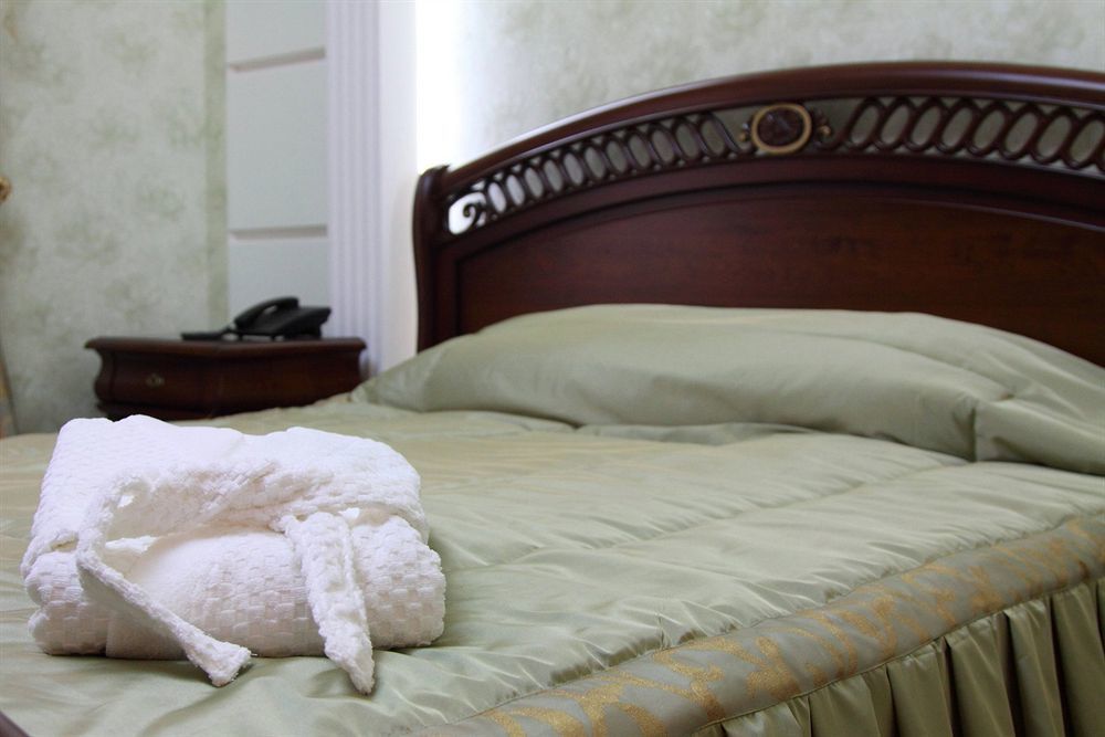 Grand Nur Hotel Taskent Exterior foto