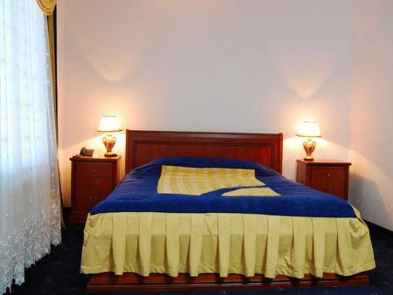 Grand Nur Hotel Taskent Exterior foto