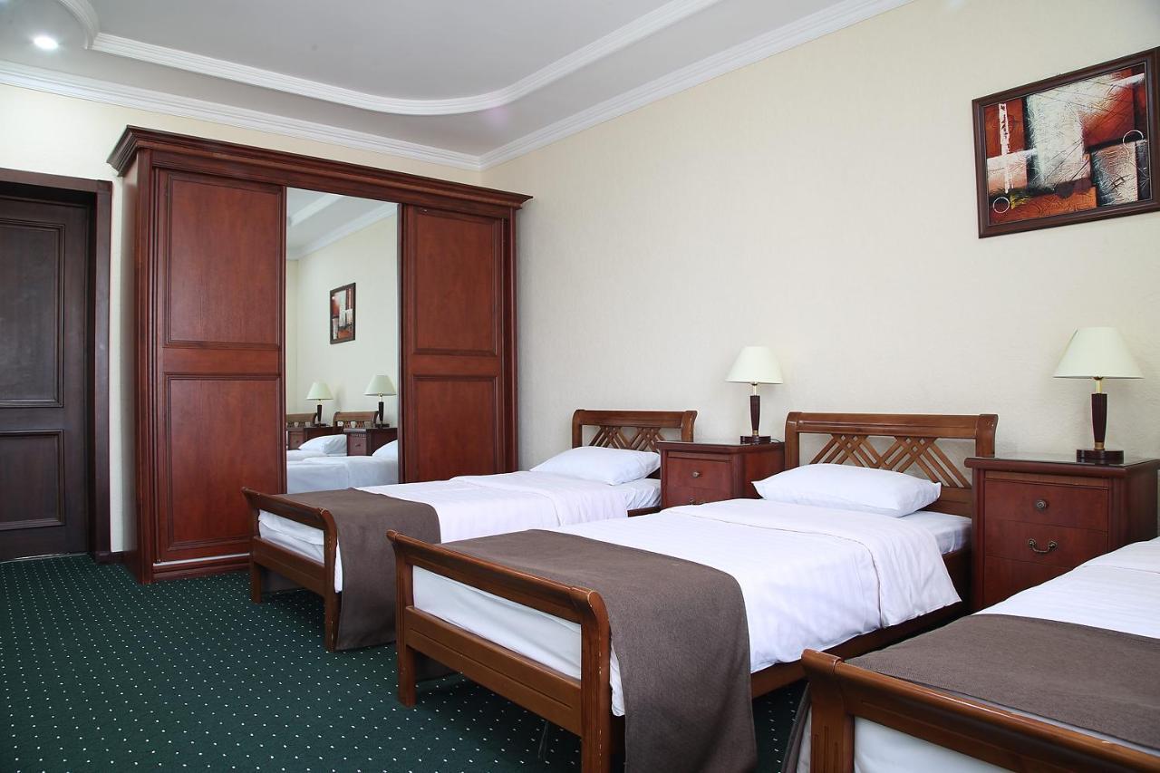 Grand Nur Hotel Taskent Exterior foto